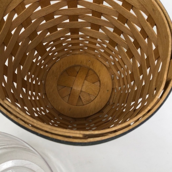 𝅺LONGABERGER 2004 collectors club round basket with protector - Picture 4 of 8